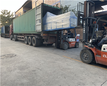 HVAC Machine Loaded To Middle East