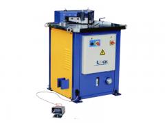 Angle cutting machine