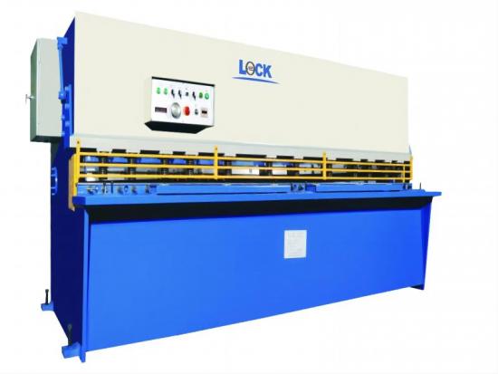 Hydraulic shearer