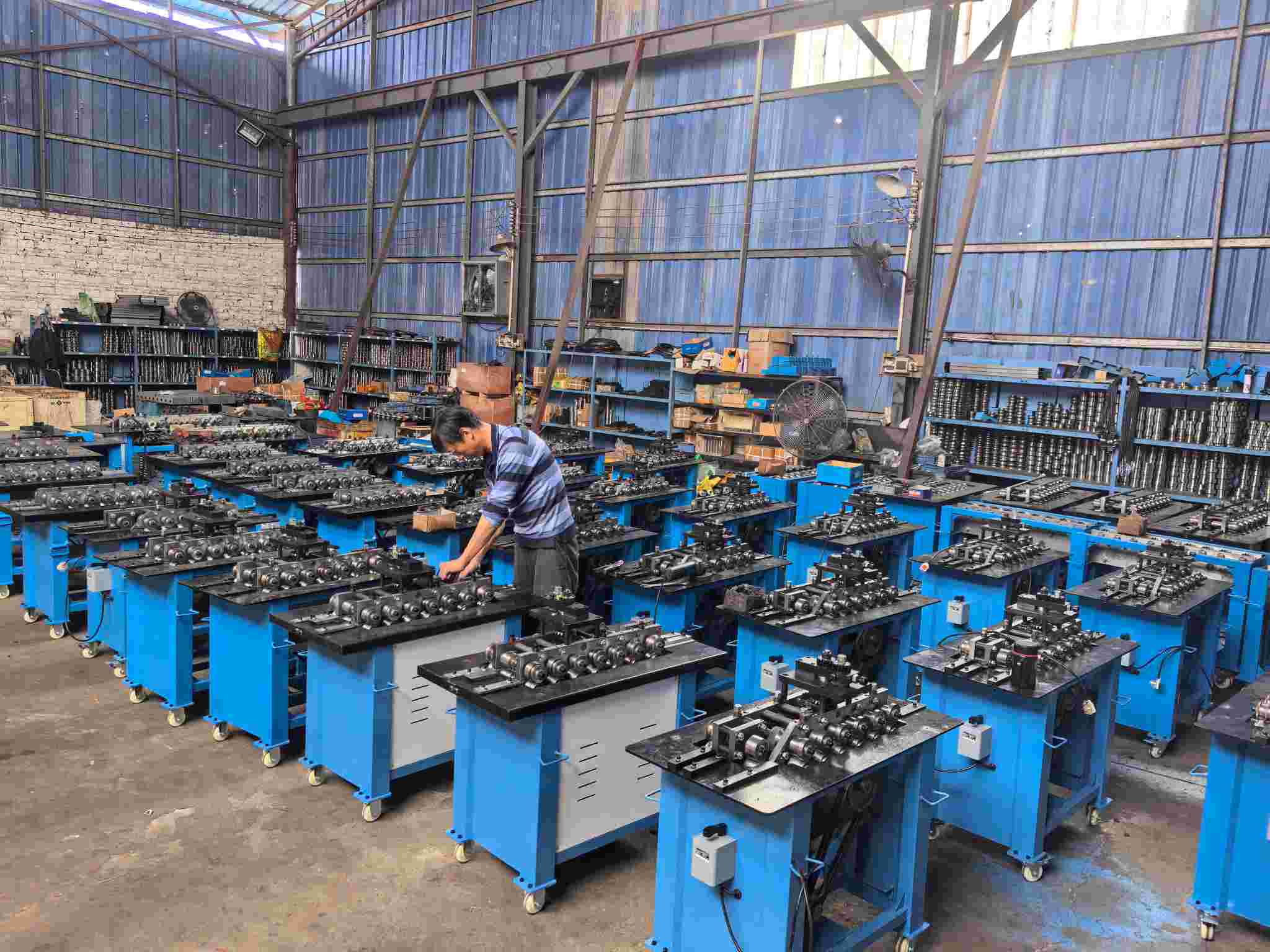 Lockforming Machinery is professional HVAC duct and fire damper machine manufacturer in China. 